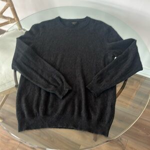 Men’s cashmere sweater